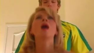 Русская мама хочет секса и дает родному сыну